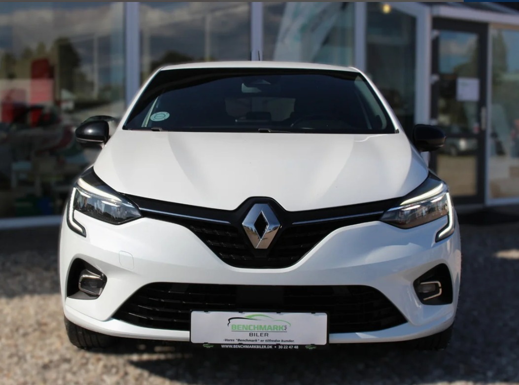 Hvid Renault Clio V fra 2020