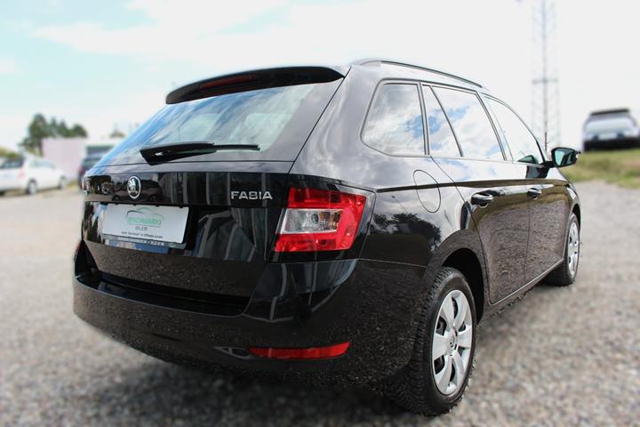 Sort Skoda Fabia fra 2020