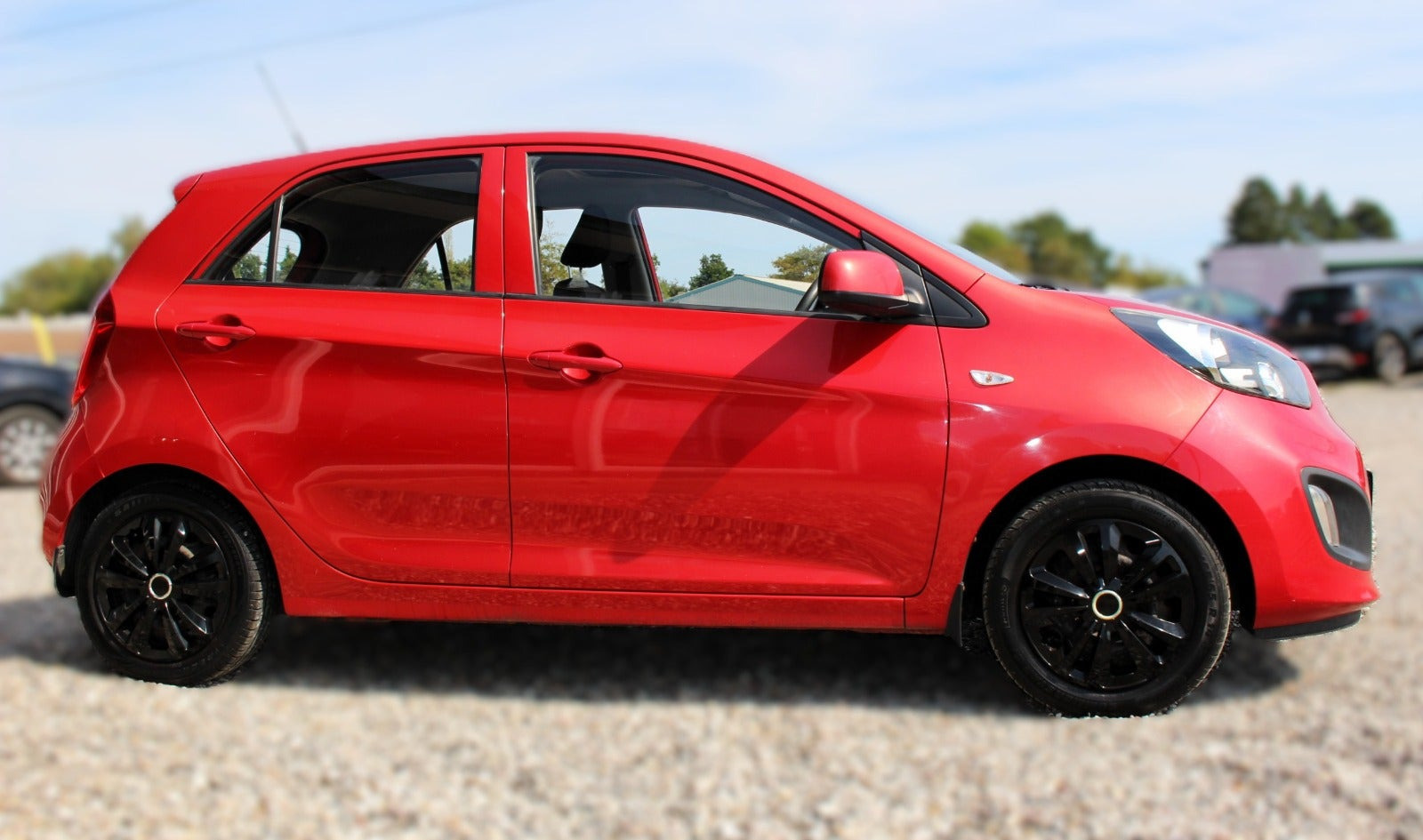 Rød Kia Picanto fra 2013