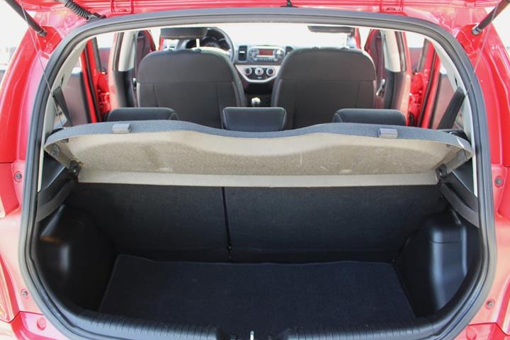 Rød Kia Picanto fra 2013