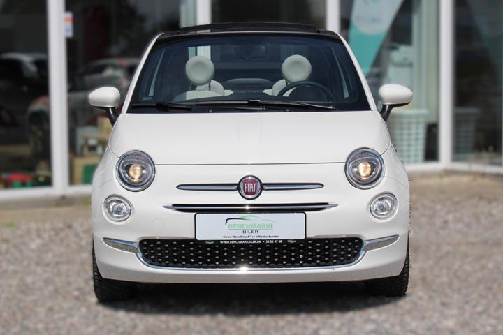 Hvid Fiat 500C fra 2022