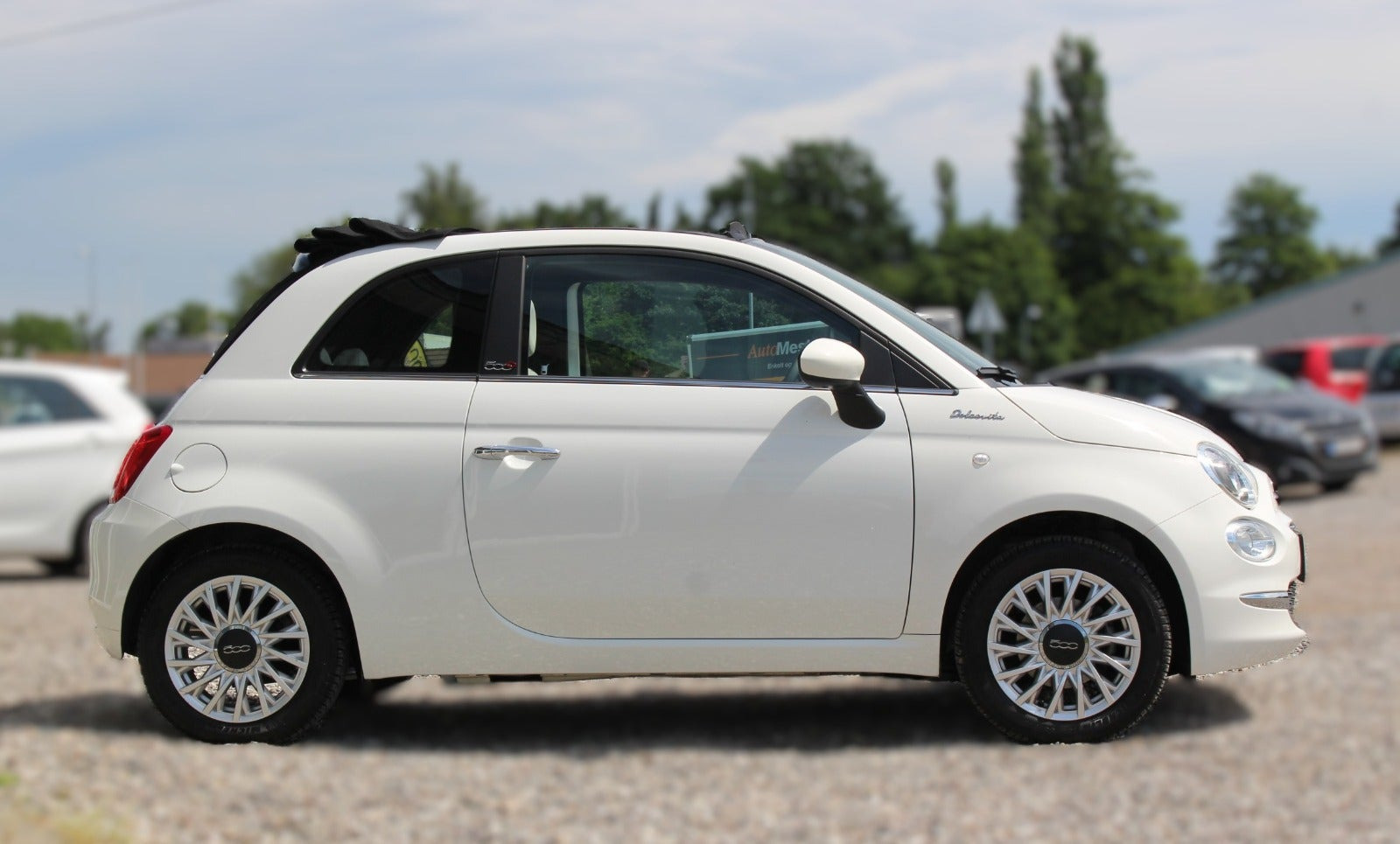 Hvid Fiat 500C fra 2022