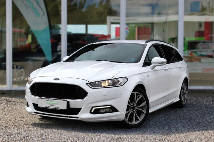 Hvid Ford Mondeo fra 2018