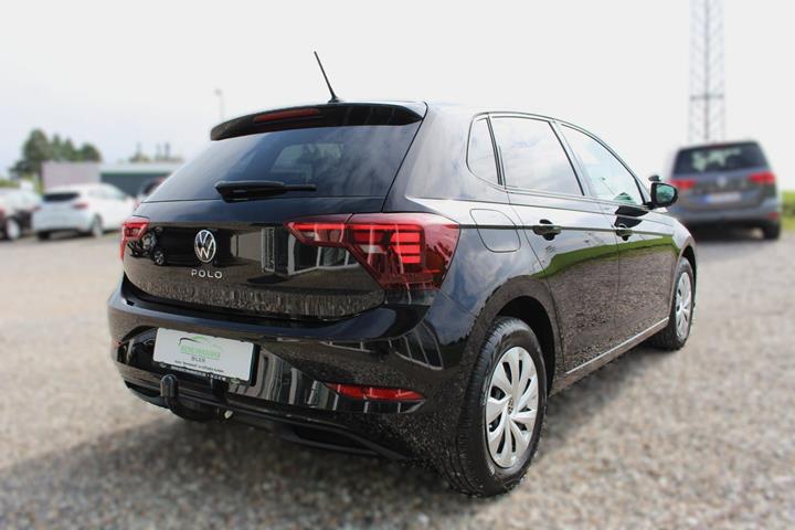 Sort VW Polo fra 2022