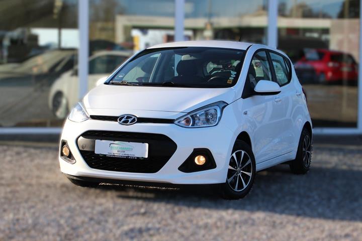 Hvid Hyundai i10 fra 2014