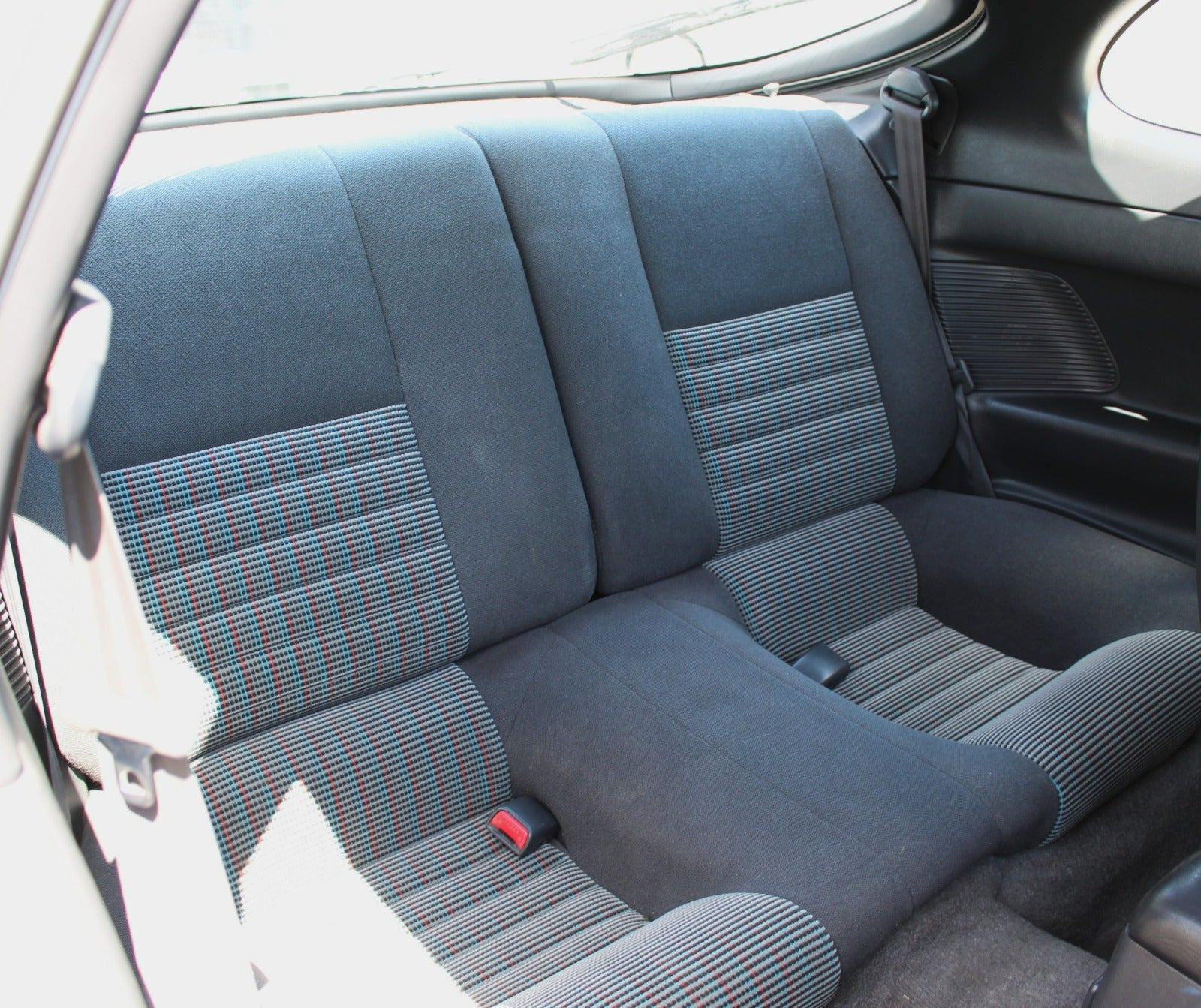Hvid Toyota Celica fra 1991
