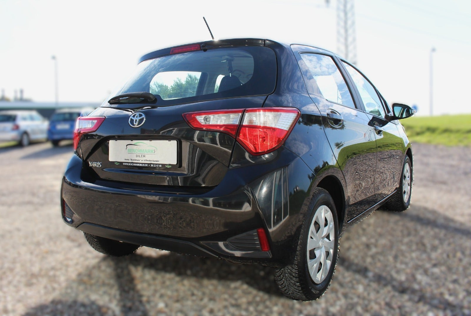 Sort Toyota Yaris fra 2017