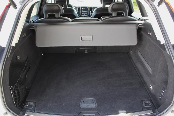 Hvid Volvo XC60 fra 2018