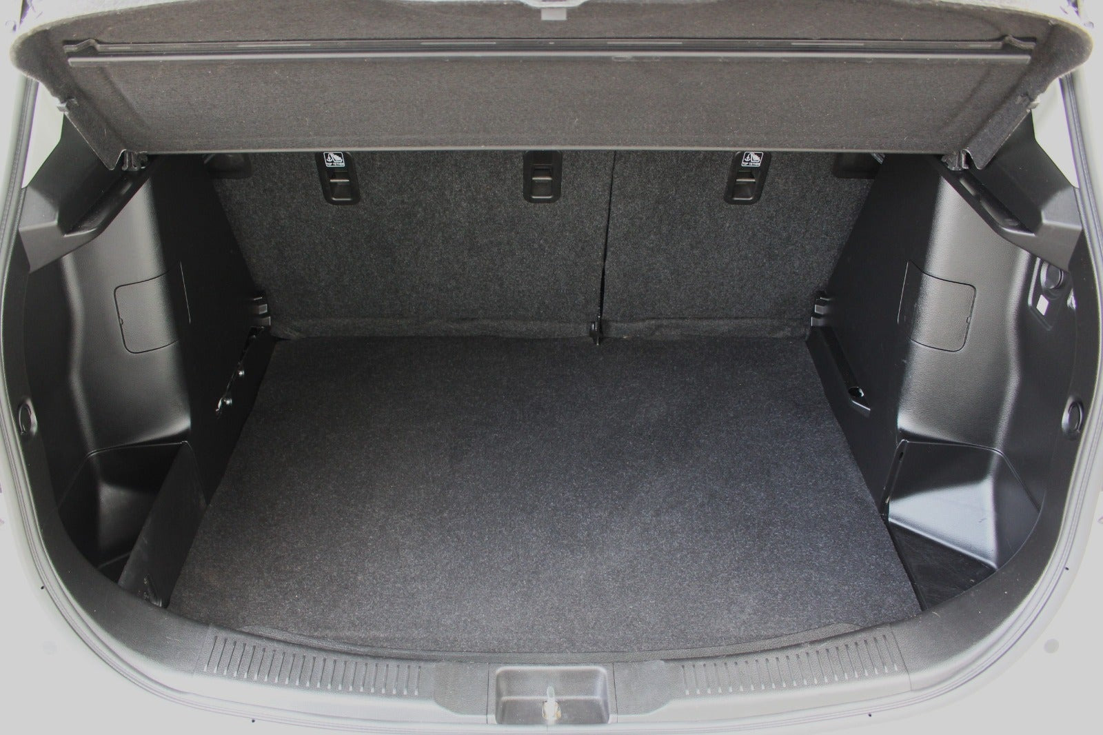 Hvid Suzuki S-Cross fra 2016