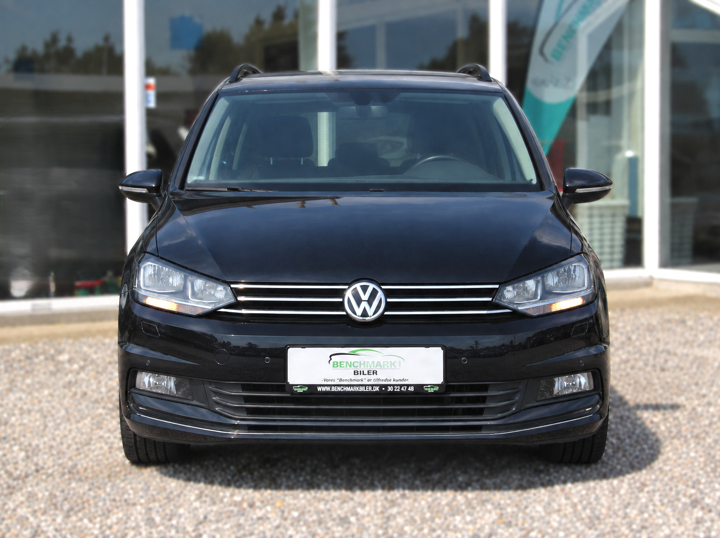 Sort VW Touran fra 2018