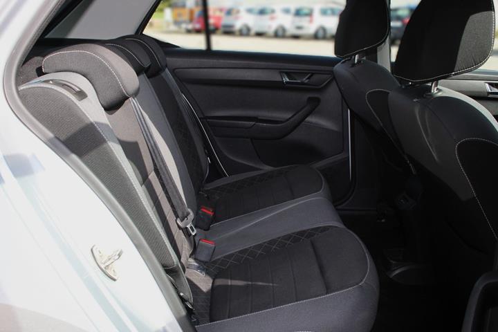 Sølv Skoda Fabia fra 2019