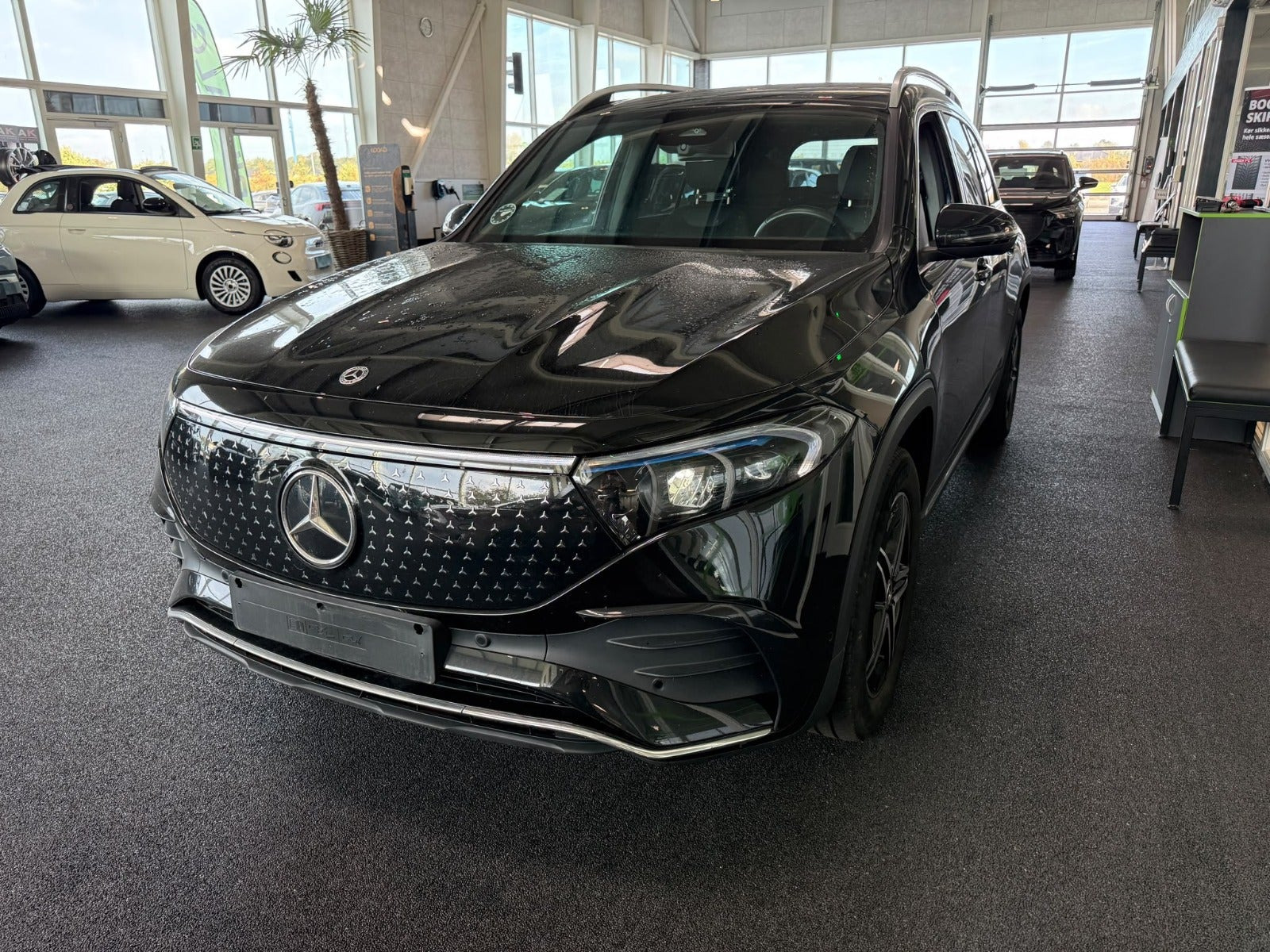 Mercedes EQB250+ AMG Advance