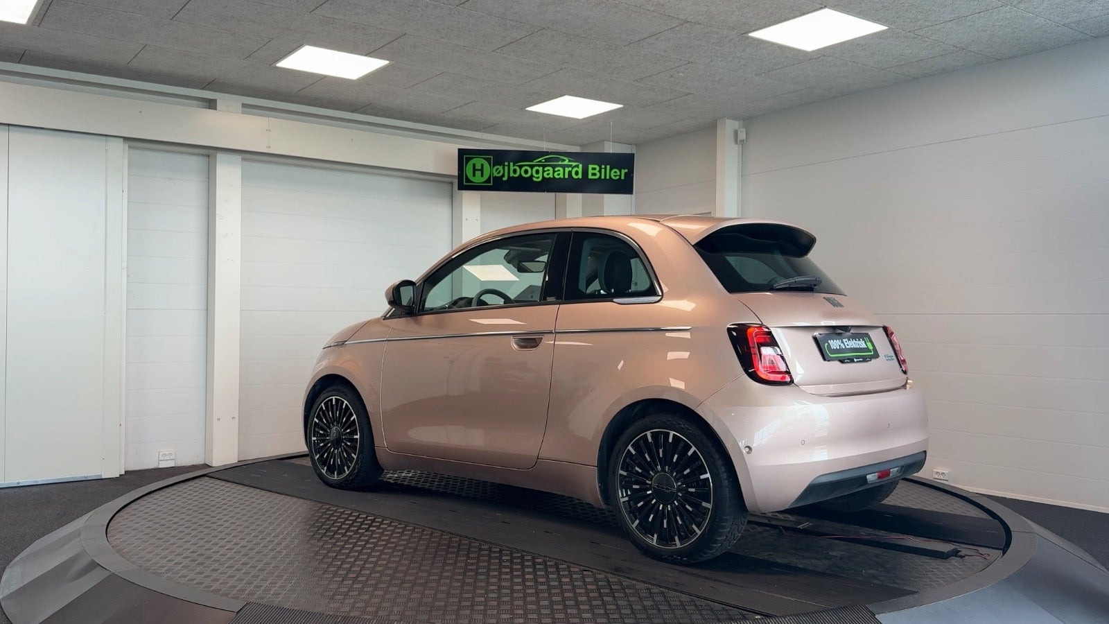 Gul Fiat 500e fra 2023