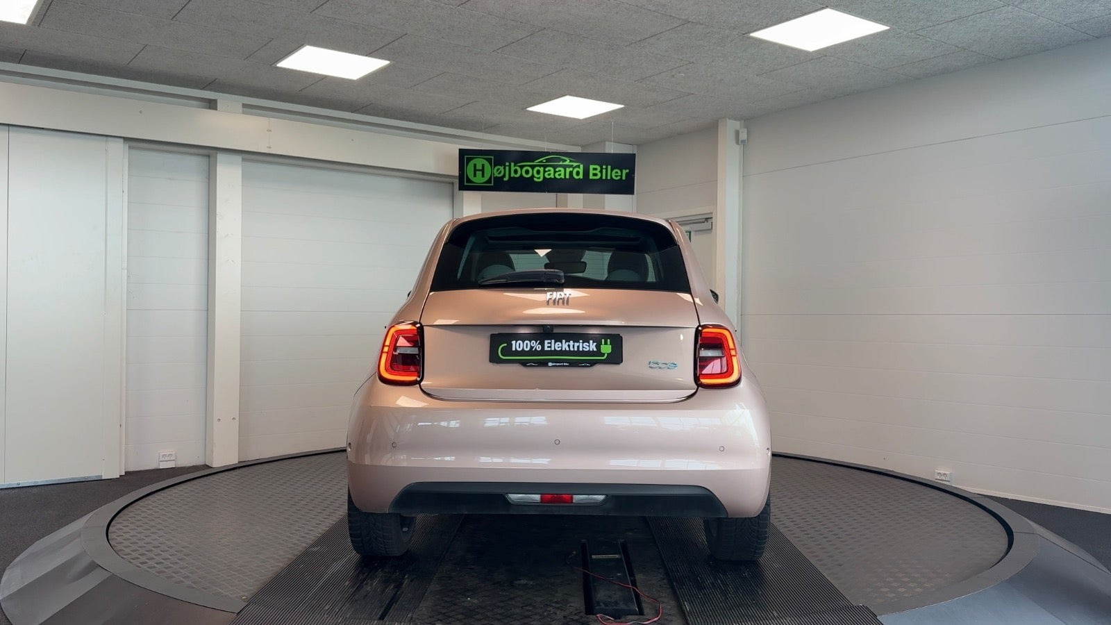 Gul Fiat 500e fra 2023