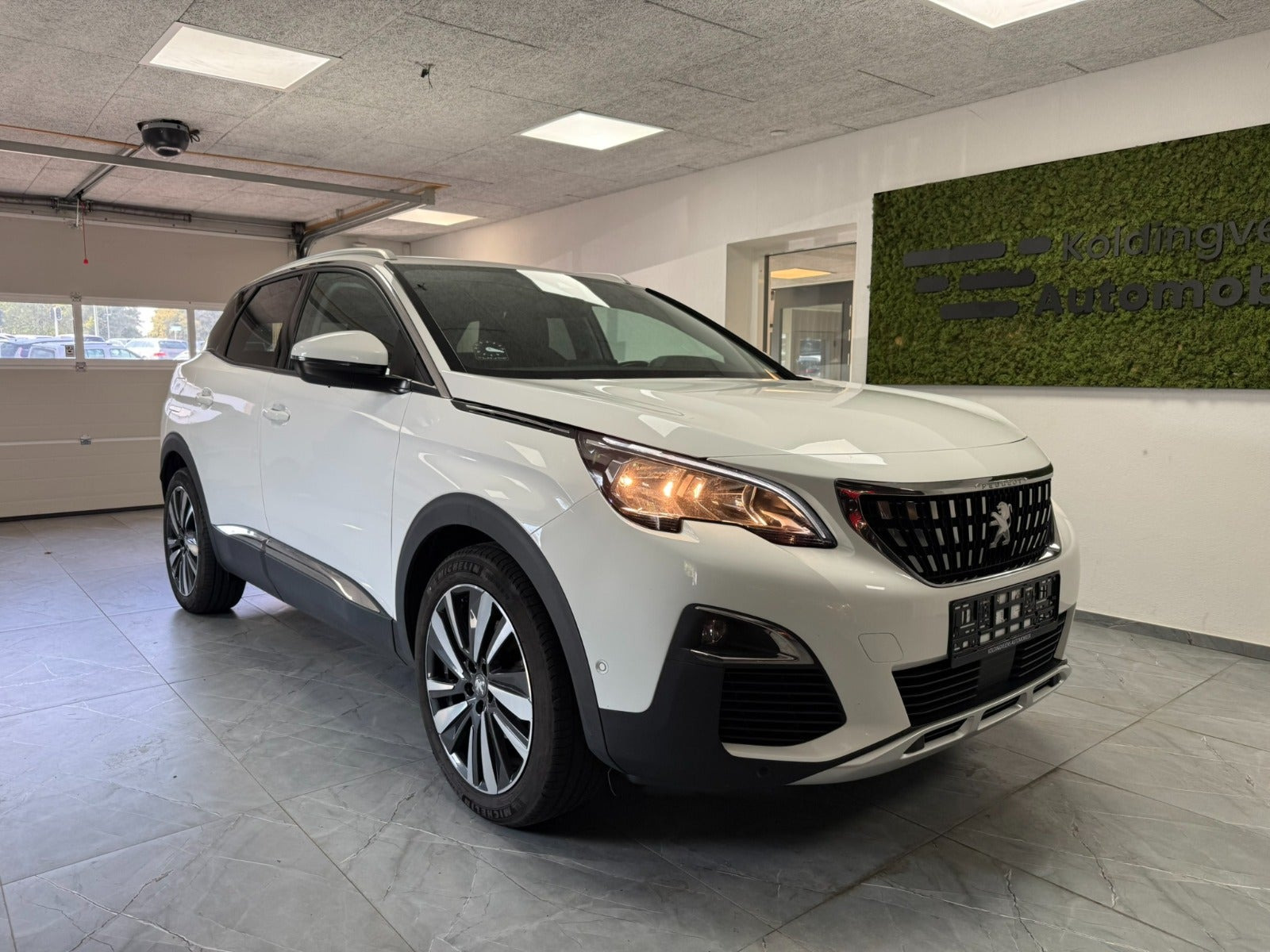 Peugeot 3008 1,2 PureTech 130 Allure