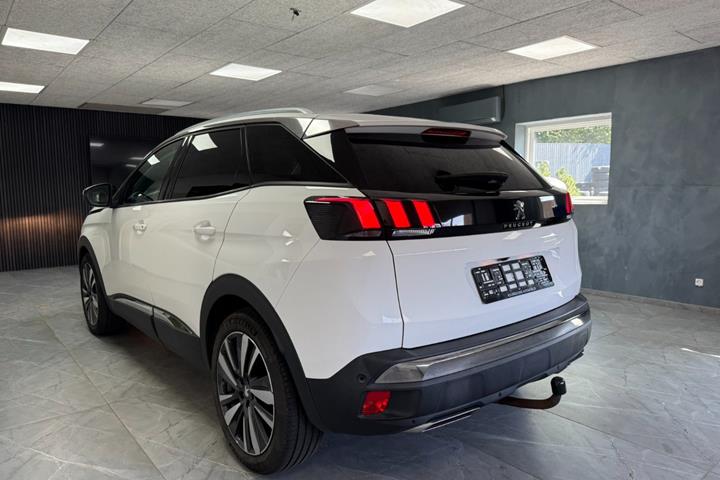 undefined Peugeot 3008 fra 2018
