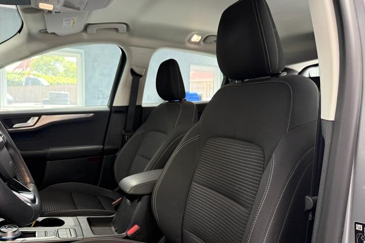 undefined Ford Kuga fra 2020