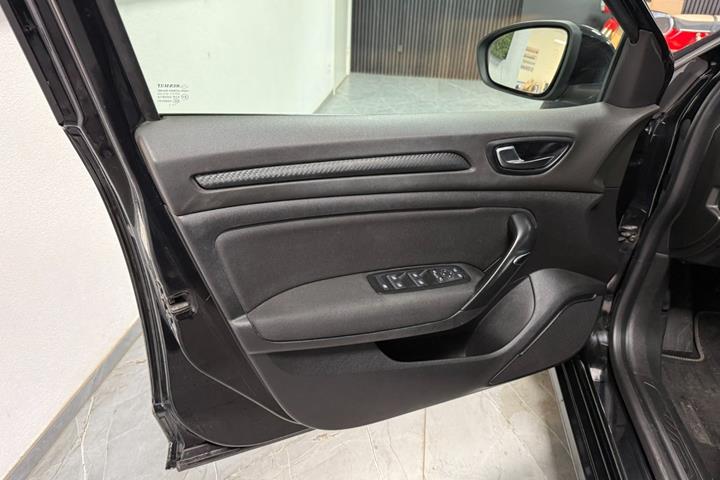 undefined Renault Megane IV fra 2017