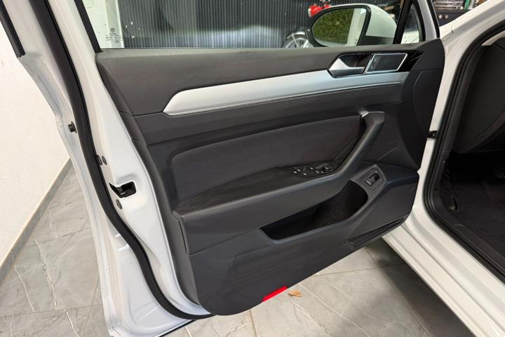 undefined VW Passat fra 2019