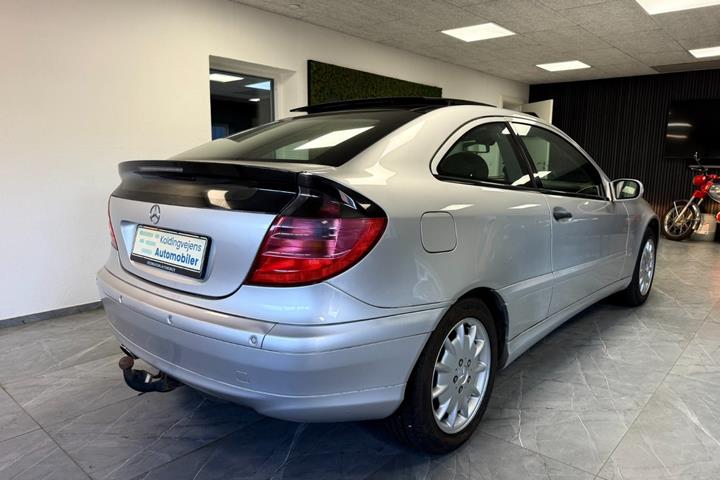 undefined Mercedes C200 fra 2002