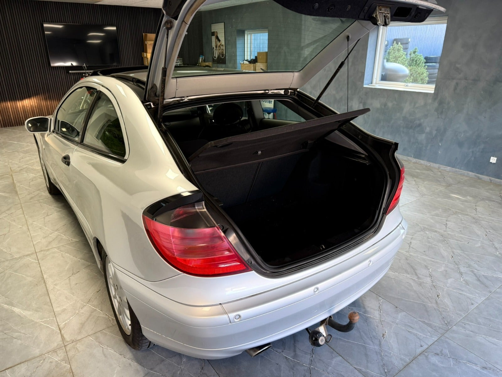 undefined Mercedes C200 fra 2002