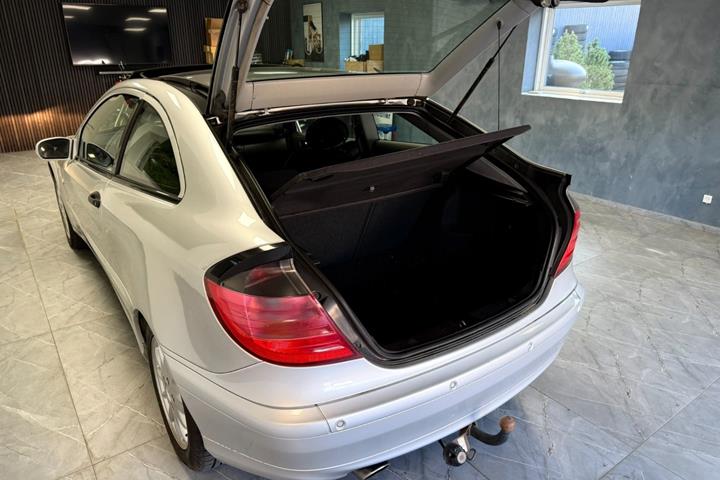 undefined Mercedes C200 fra 2002