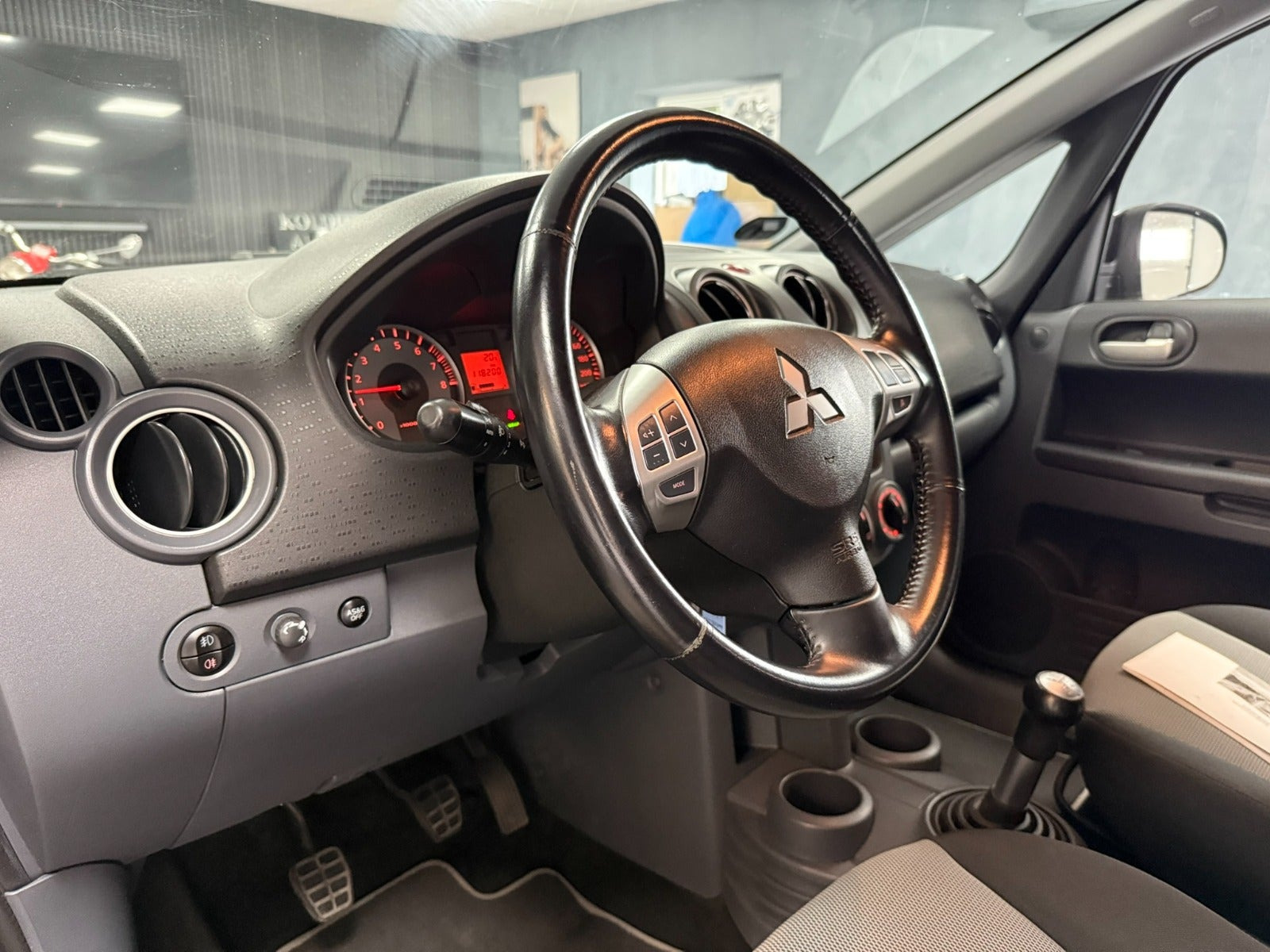 undefined Mitsubishi Colt fra 2011