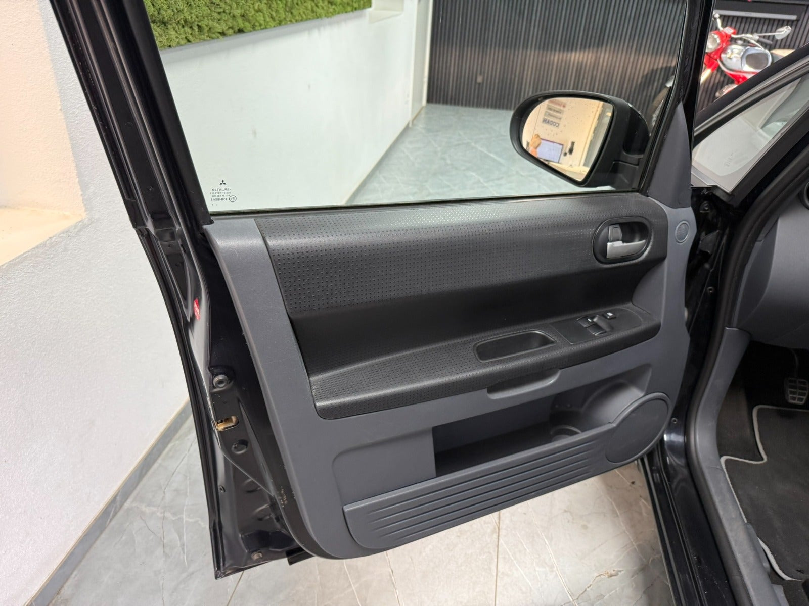 undefined Mitsubishi Colt fra 2011