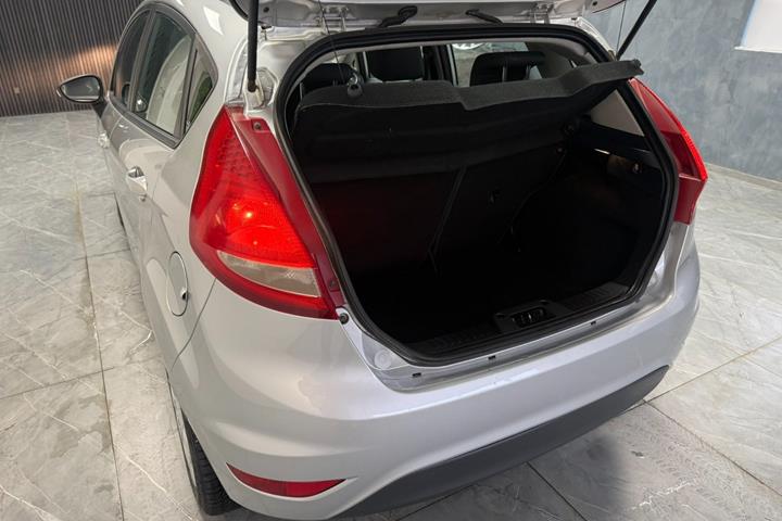 undefined Ford Fiesta fra 2012