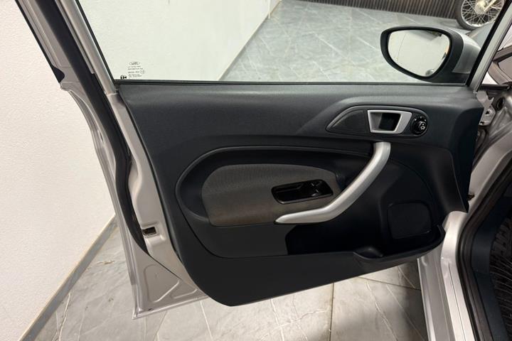 undefined Ford Fiesta fra 2012