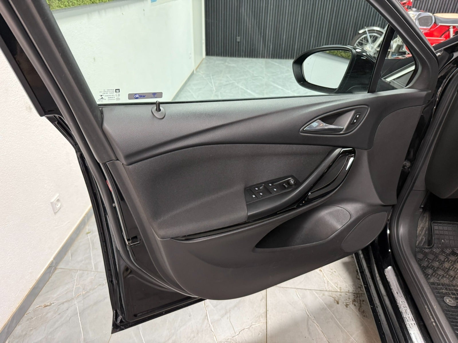 undefined Opel Astra fra 2017