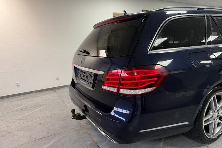 undefined Mercedes E220 fra 2015