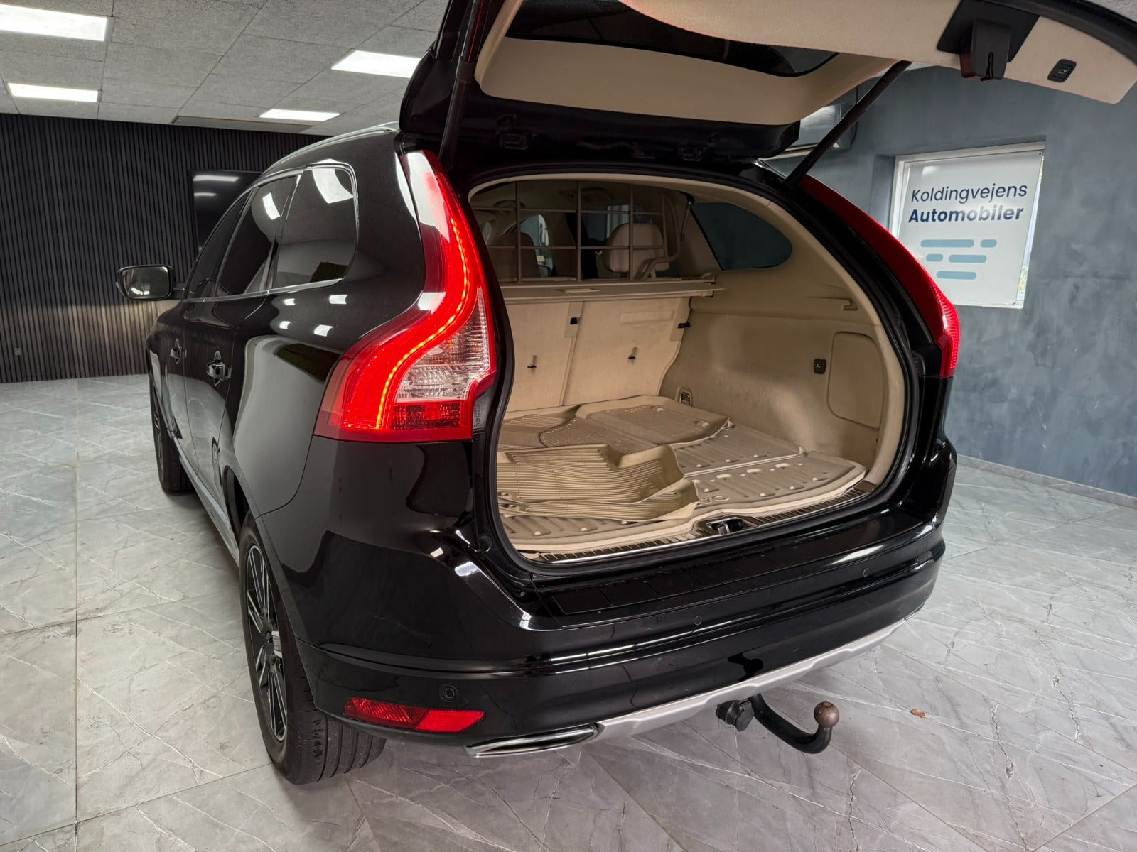 undefined Volvo XC60 fra 2016