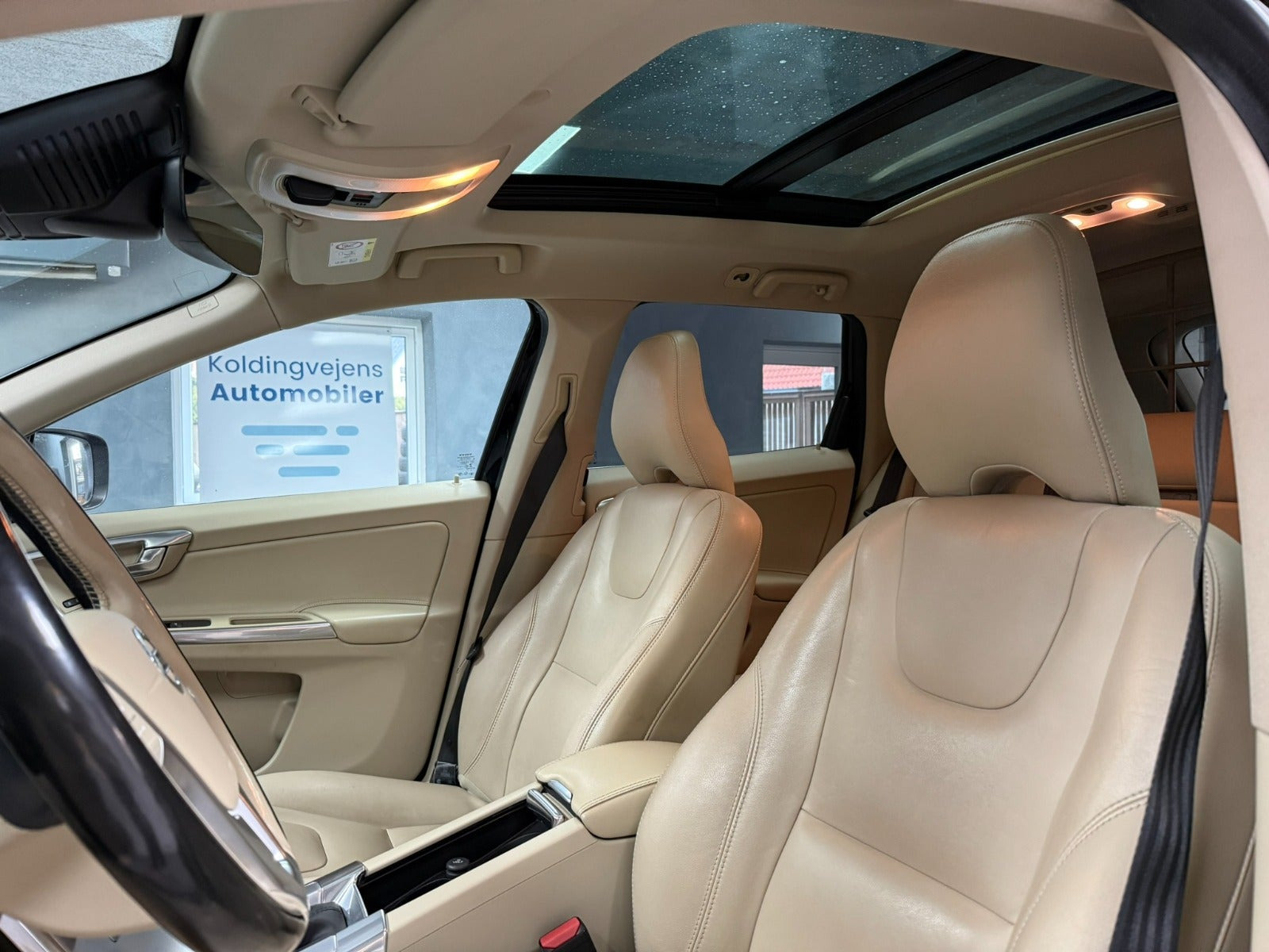 undefined Volvo XC60 fra 2016