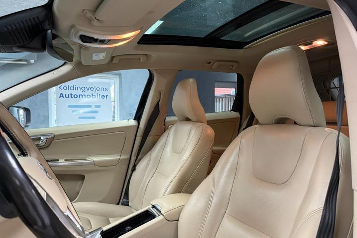 undefined Volvo XC60 fra 2016