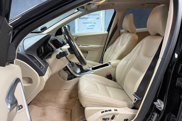 undefined Volvo XC60 fra 2016