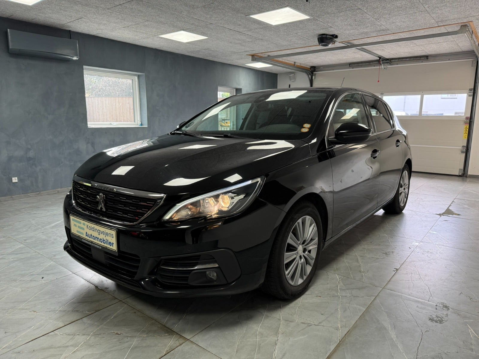 undefined Peugeot 308 fra 2019