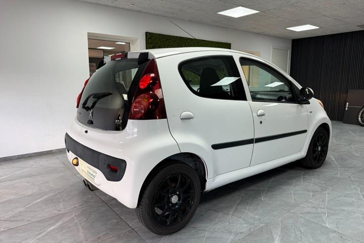 undefined Peugeot 107 fra 2014