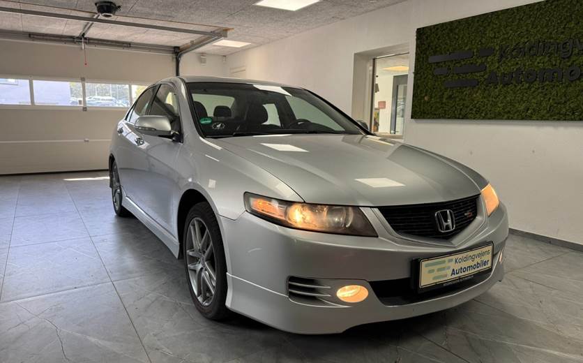 Honda Accord 2,4i Type S