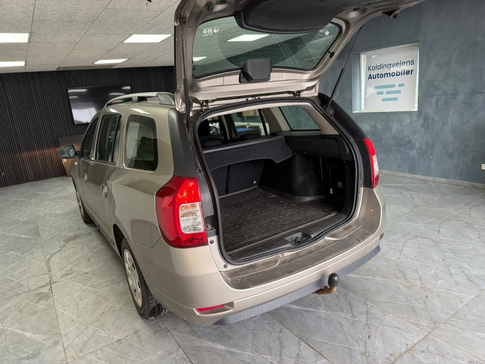 undefined Dacia Logan fra 2014
