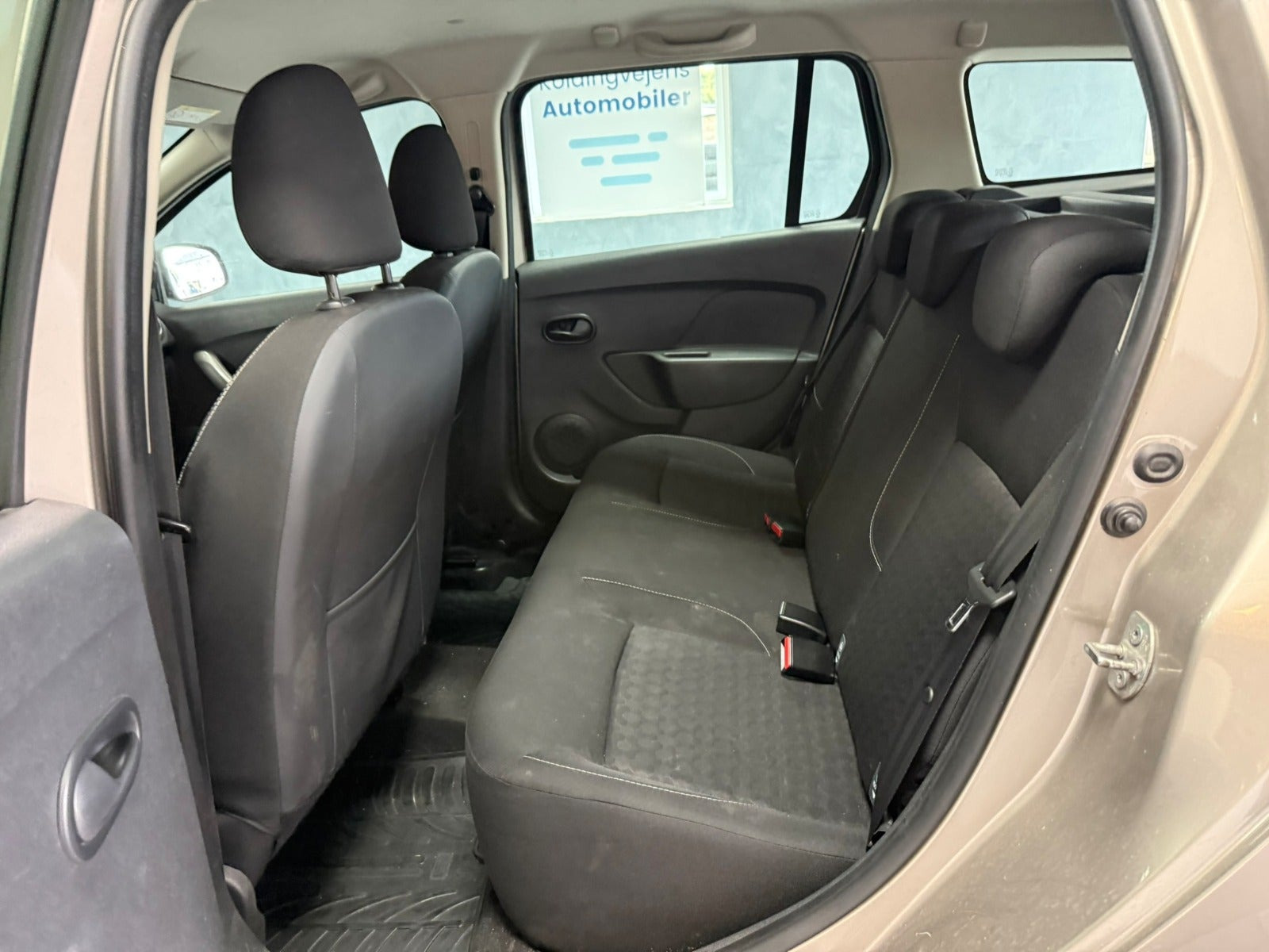 undefined Dacia Logan fra 2014