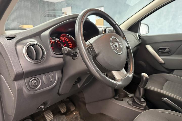 undefined Dacia Logan fra 2014