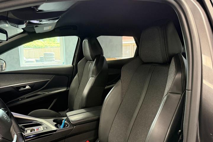 undefined Peugeot 3008 fra 2019