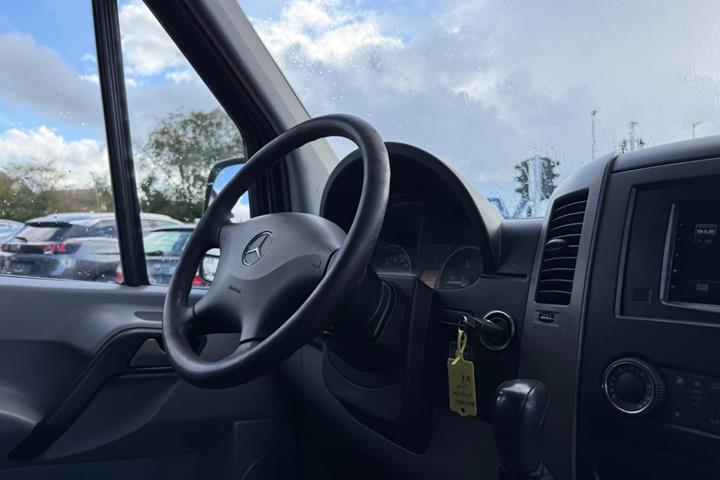 Sort Mercedes Sprinter 219 fra 2013