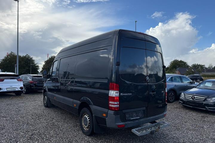 Sort Mercedes Sprinter 219 fra 2013