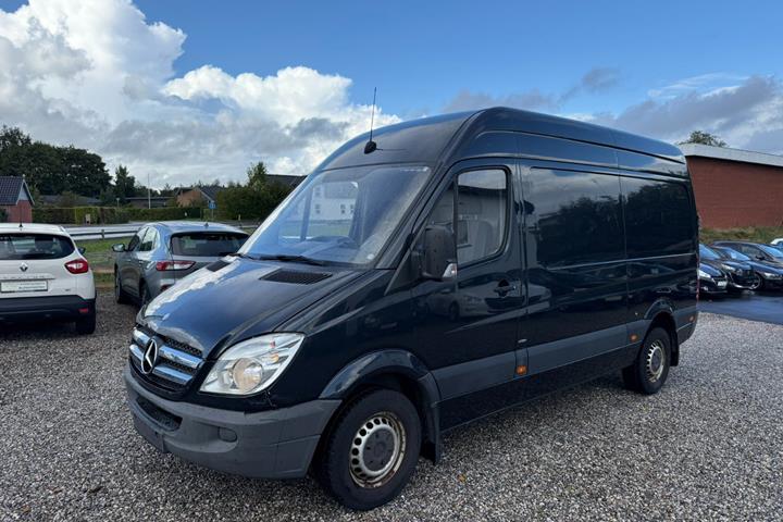 Sort Mercedes Sprinter 219 fra 2013