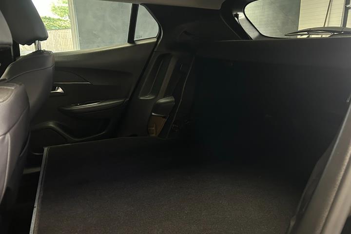 undefined Peugeot 2008 fra 2020