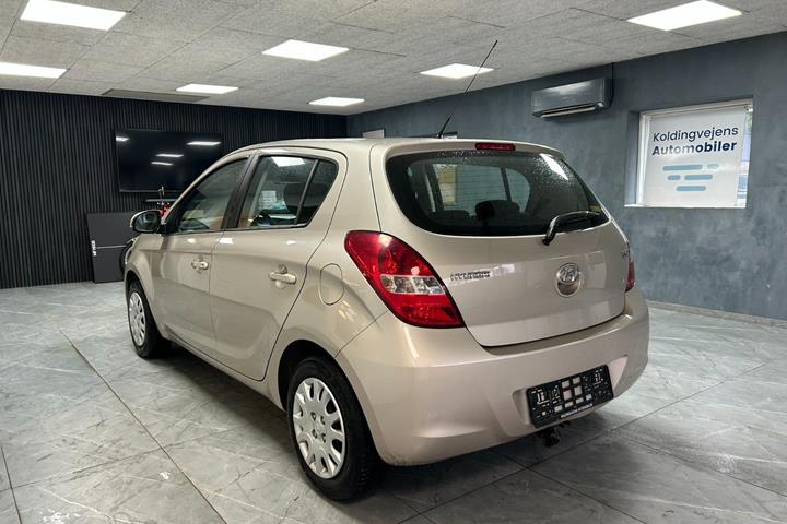 undefined Hyundai i20 fra 2011