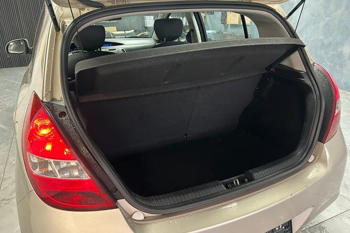 undefined Hyundai i20 fra 2011
