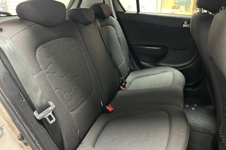 undefined Hyundai i20 fra 2011
